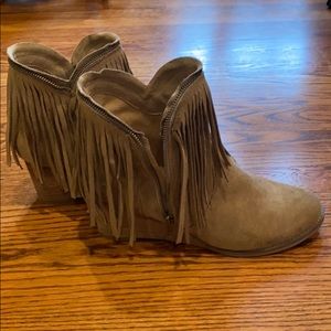Leather wedge fringe booties😍